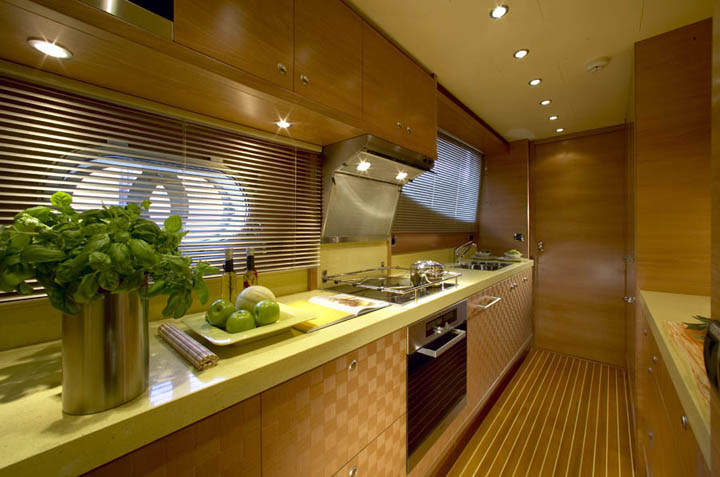 CIAO | 2007 94′ Motor Yacht from Dutch shipyard Moonen