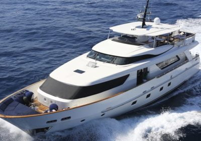 MIA-ROCCA-2011-90-7-SANLORENZO-Motor-Yacht-For-Sale-YachtDealz01