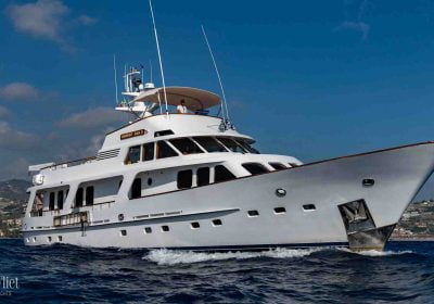 moonen-85-long-range-cruiser-motor-yacht-for-sale-02