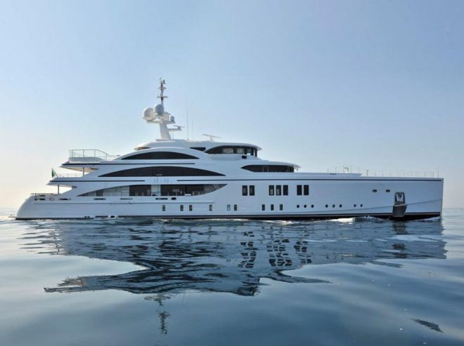 11.11 | 2015 63m (206′9″) Luxury Steel Motor Yacht from renowned Italian shipyard BENETTI