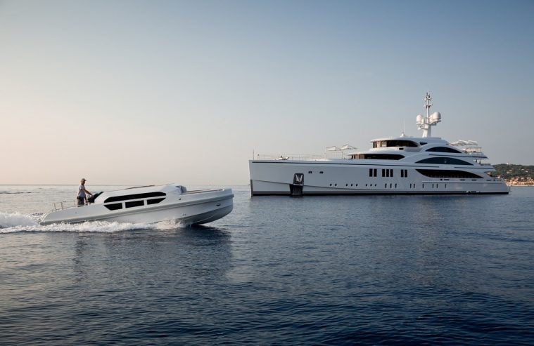 11.11 | 2015 63m (206′9″) Luxury Steel Motor Yacht from renowned Italian shipyard BENETTI