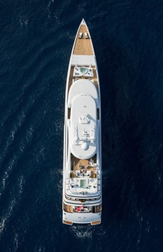 11.11 | 2015 63m (206′9″) Luxury Steel Motor Yacht from renowned Italian shipyard BENETTI