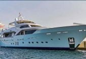 BLUE BERRY | 2014 32m (105ft) Luxury Motor Yacht from Italian shipyard BENETTI SD