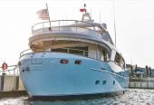 BLUE BERRY | 2014 32m (105ft) Luxury Motor Yacht from Italian shipyard BENETTI SD