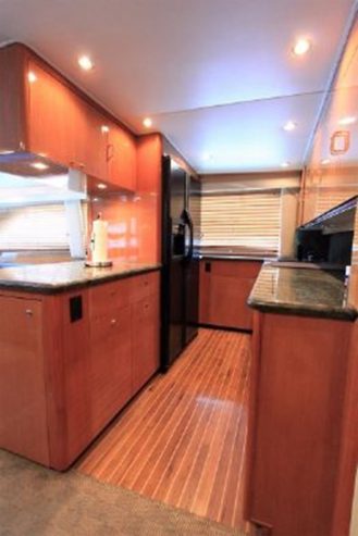 BROKYSTONE | 2000 65′ 11″ VIKING Sport Fishing Yacht