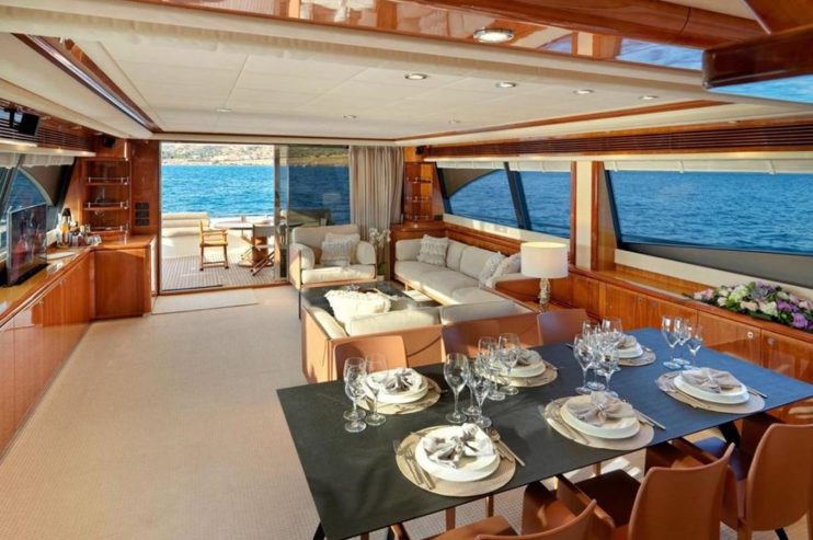 ELITE | 2004 27m (89ft) Motor Yacht from Italian shipyard FERRETTI