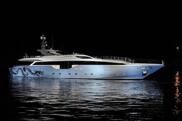 FLYING DRAGON | 2014 45m (147ft) Luxury Motor Yacht from Italian shipyard Admiral Yachts