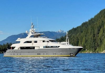 Komokwa-2010-135-HORIZON-Motor-Yacht-For-Sale-YachtDealz01