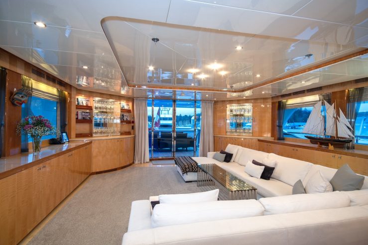 KOMOKWA | 2010 41m (135′) Tri-Deck Luxury Motor Yacht built by Horizon