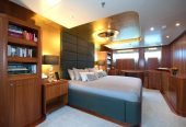 KOMOKWA | 2010 41m (135′) Tri-Deck Luxury Motor Yacht built by Horizon