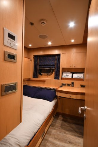 KOMOKWA | 2010 41m (135′) Tri-Deck Luxury Motor Yacht built by Horizon