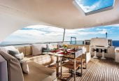 KOMOKWA | 2010 41m (135′) Tri-Deck Luxury Motor Yacht built by Horizon