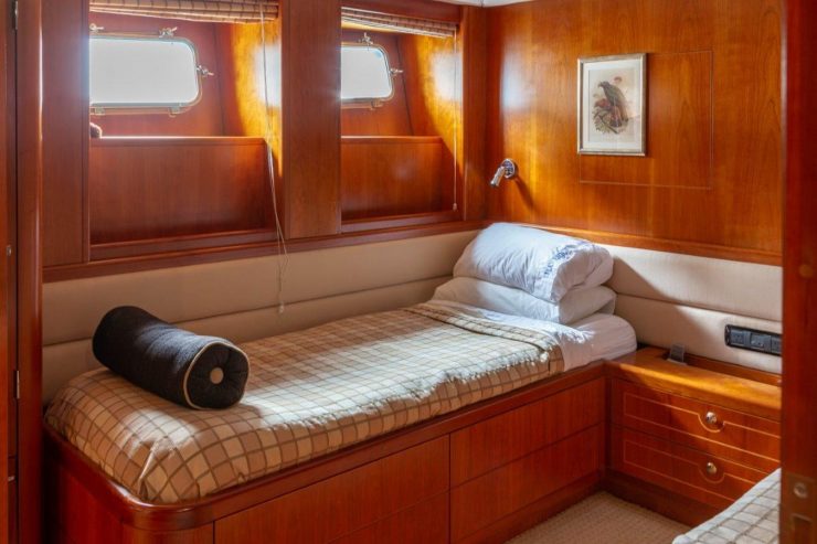 MAVERICK | 2002 95′ Kuipers Doggersbank Motor Yacht