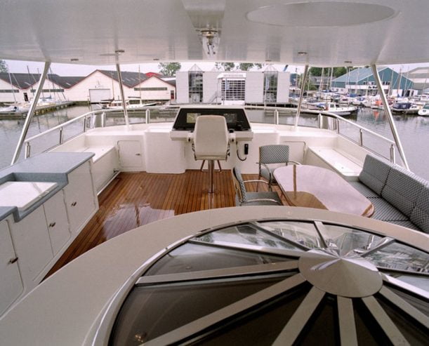 MAVERICK | 2002 95′ Kuipers Doggersbank Motor Yacht