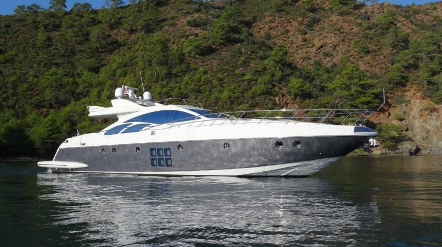 PATRIOT | 2007 27m (88ft) Luxury Motor Yacht from Italian shipyard AZIMUT