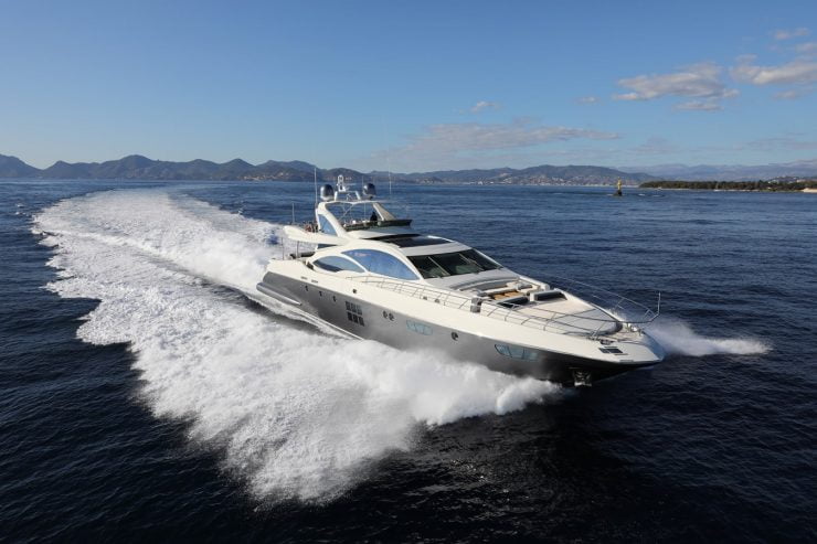 PATRONESS | 2007 31m (102ft) Motor Yacht from Italian shipyard AZIMUT