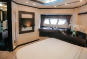 PATRONESS | 2007 31m (102ft) Motor Yacht from Italian shipyard AZIMUT