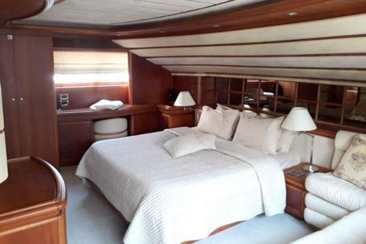 PRINCIPESSA | 2005 29m (94ft) Luxury Motor Yacht from Italian shipyard CUSTOM LINE