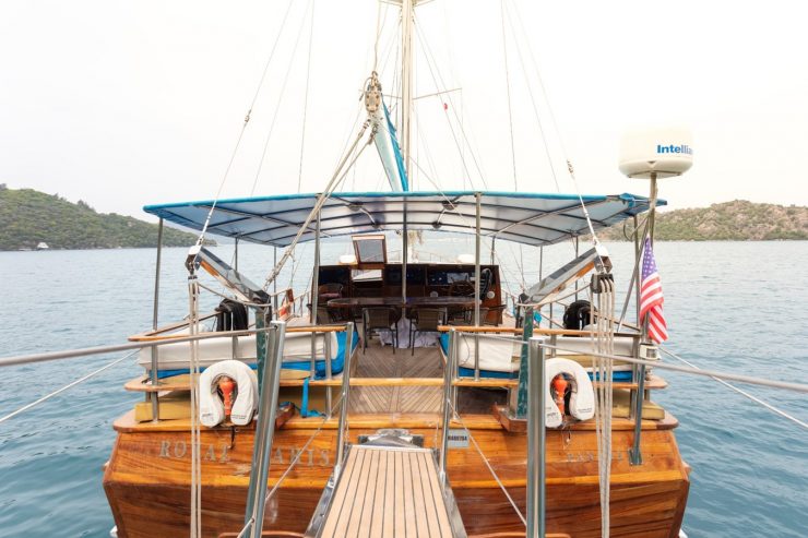 ROYAL MARIS | 2004 33m (108ft) CUSTOM Classic Style Sailing Yacht