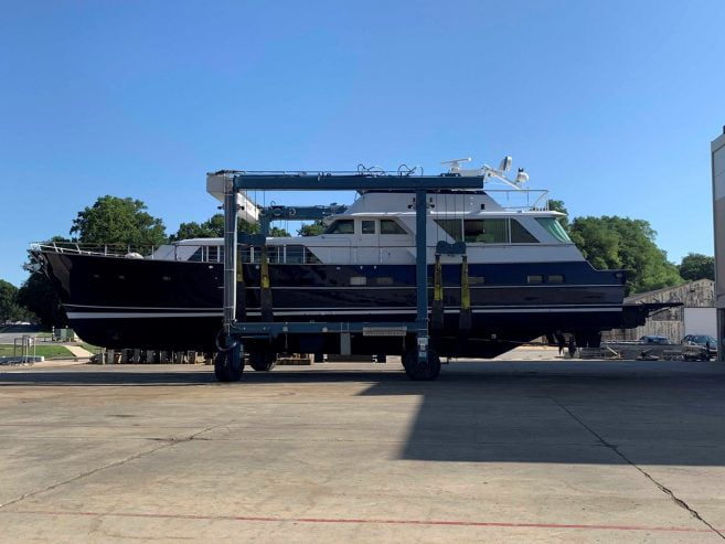 SERENITY | 1982 83ft BURGER Motor Yacht