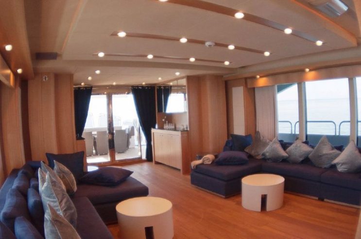 SUN FLOWER | 2011 35m (113ft) Motor Yacht from British shipyard Sunseeker