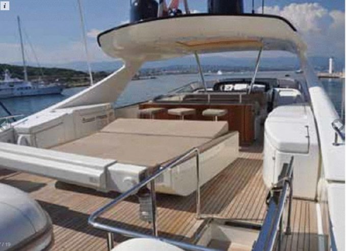 TAURUS | 2010 28m (92ft) Luxury Flybridge Motor Yacht from Italian shipyard RIVA