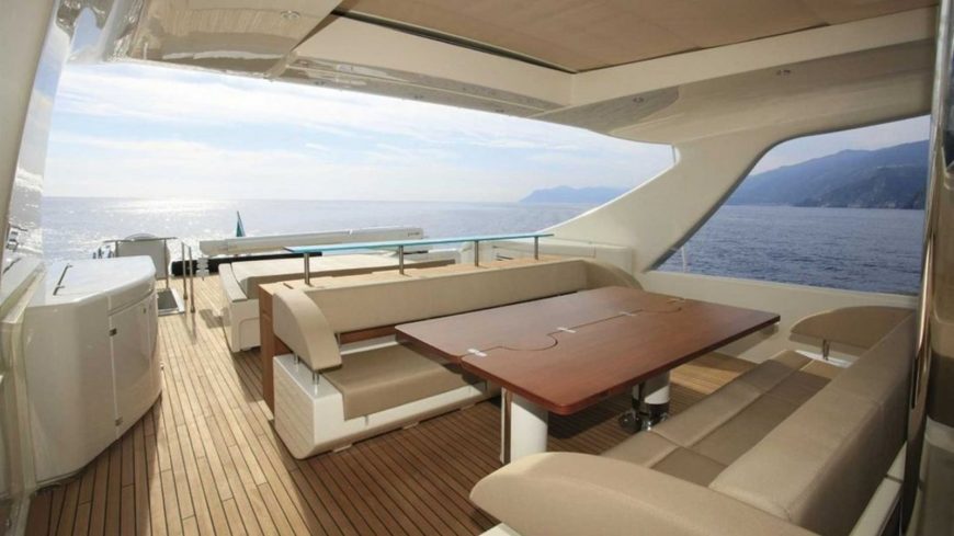 TAURUS | 2010 28m (92ft) Luxury Flybridge Motor Yacht from Italian shipyard RIVA