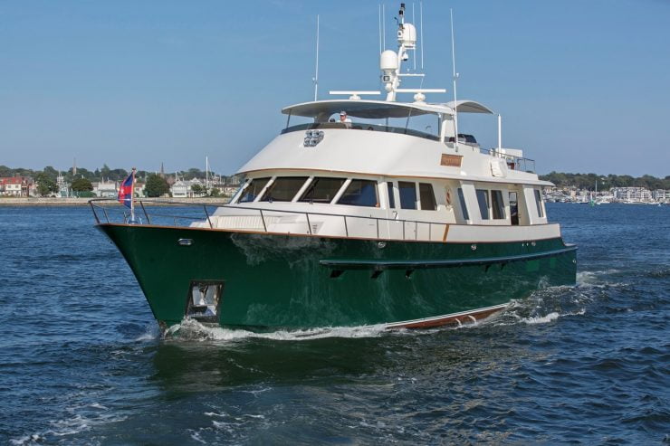 STARLIGHT | 2003 106′ (32.31m) RAY HUNT design Motor Yacht from American shipyard Palmer Johnson