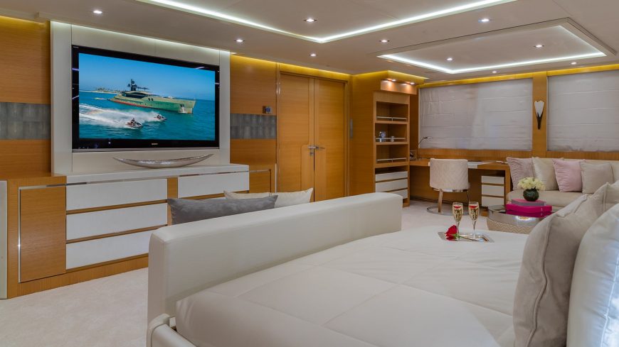 DB9 | 2010 52m (170ft) Luxury Aluminium Motor Yacht from American shipyard PALMER JOHNSON