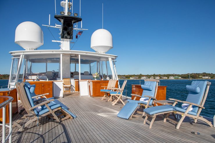 CETACEA 1970 132′ 1″ / 40.26m Classic Steel Motor Yacht from Dutch shipyard FEADSHIP