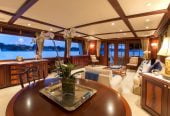 STARLIGHT | 2003 106′ (32.31m) RAY HUNT design Motor Yacht from American shipyard Palmer Johnson