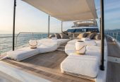 H | 2020 31m (102ft) Luxury Motor Yacht from Italian shipyard AZIMUT