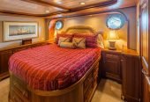 HERCULES | 2006 75′ (22.86m) Trawler Motor Yacht from American shipyard MOLOKAI STRAIT