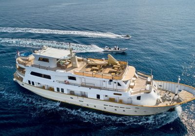 LA-PERLA-1976-130-322-39.7m-Steel-Classic-Motor-Yacht-for-sale-YachtDealz1