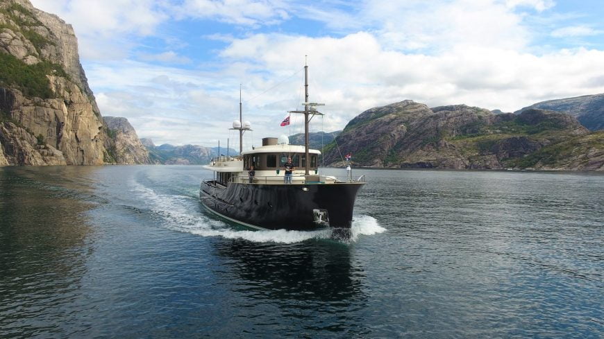 LIVINGSTONE | 2017 78′ 9″ / 23.99m Steel Explorer Motor Yacht from Dutch shipyard HARTMAN YACHTS