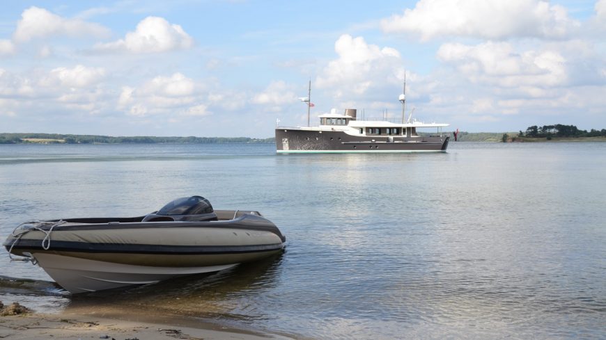 LIVINGSTONE | 2017 78′ 9″ / 23.99m Steel Explorer Motor Yacht from Dutch shipyard HARTMAN YACHTS