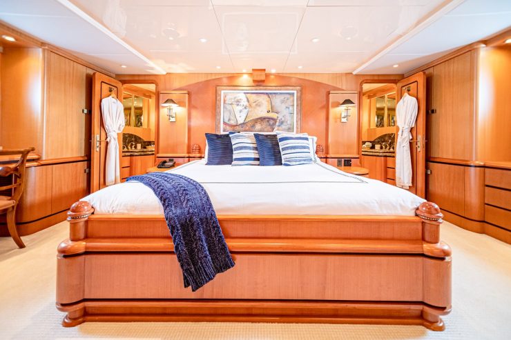 SAVANNAH | 2001 118′ (35.97m) Motor Yacht from Italian shipyard INTERMARINE