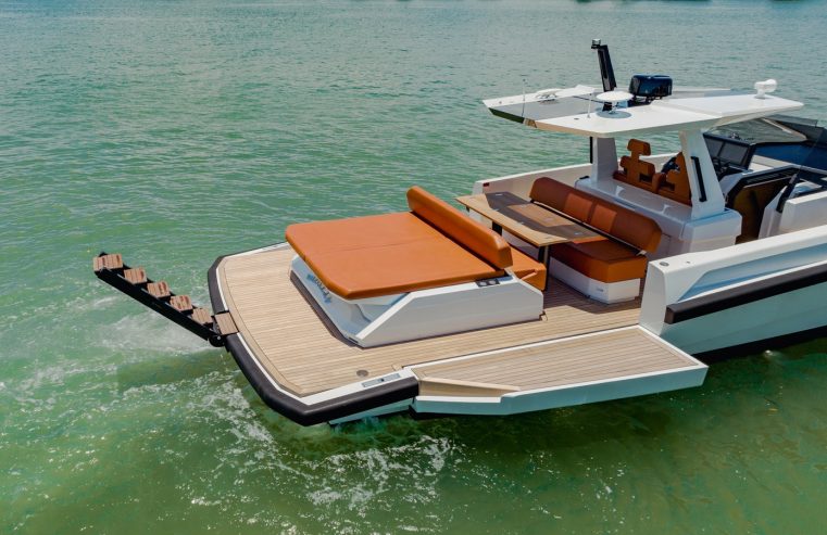 Wallytender 48 | 2022 47′ 7″ Day Cruising Motor Yacht from WALLY