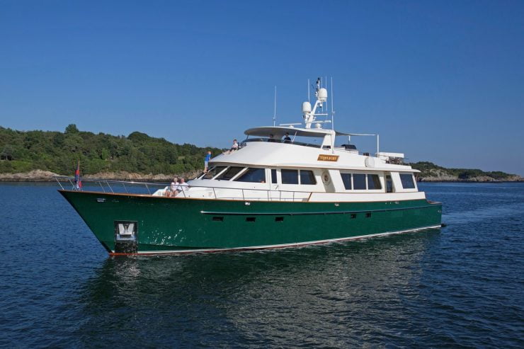 STARLIGHT | 2003 106′ (32.31m) RAY HUNT design Motor Yacht from American shipyard Palmer Johnson