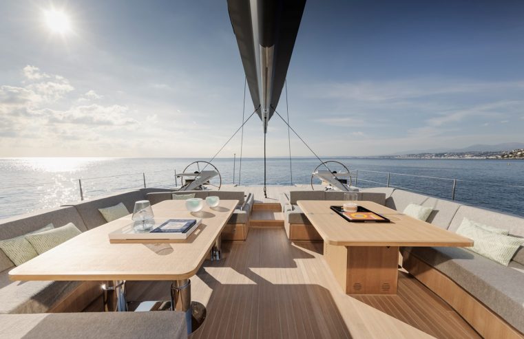 CeFeA | 2020 110′ 10″ (33.77m) Luxury Cruiser/Racer Carbon Fiber Sail Yacht from Italian shipyard SOLARIS YACHTS