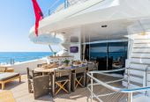 DESEO | 2014 40m (132ft) Luxury Motor Yacht from British shipyard SUNSEEKER