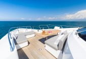 DESEO | 2014 40m (132ft) Luxury Motor Yacht from British shipyard SUNSEEKER