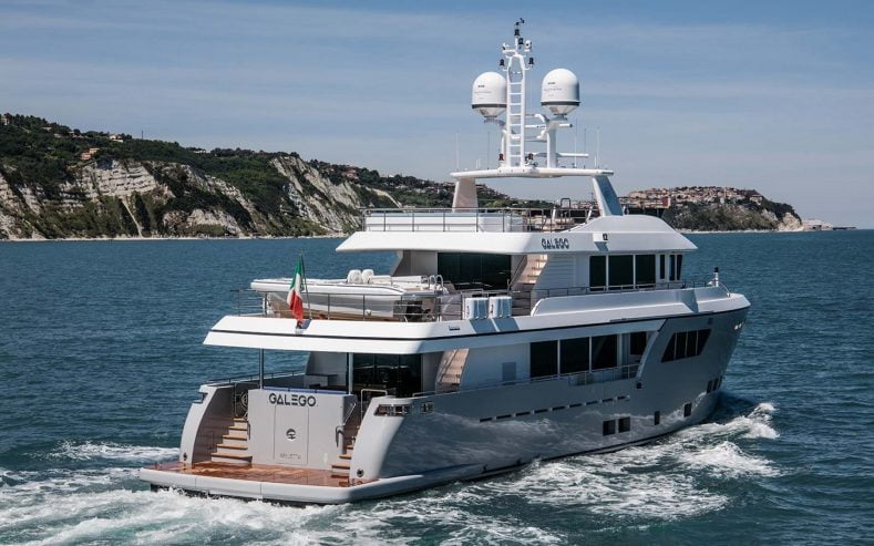 HVALROSS | 2017 31m (102ft) Darwin Class 102 Explorer Motor Yacht from Italian shipyard CdM