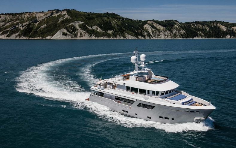 HVALROSS | 2017 31m (102ft) Darwin Class 102 Explorer Motor Yacht from Italian shipyard CdM