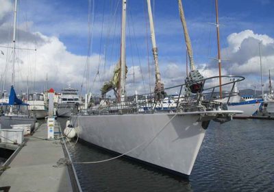 IRONBARQUE-2000-72-222-22m-Humphreys-Yacht-Design-long-distance-Sail-Yacht-for-sale-YachtDealz14