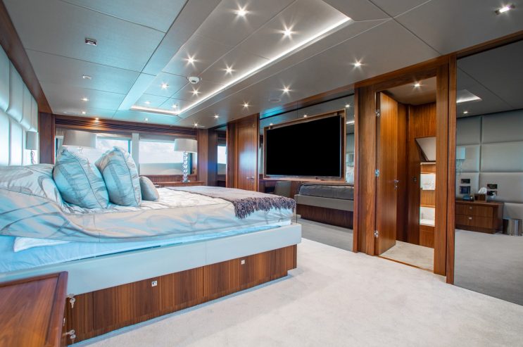 MARIN | 2014 131′ 5″ (40.06m) Luxury Motor Yacht from British shipyard SUNSEEKER