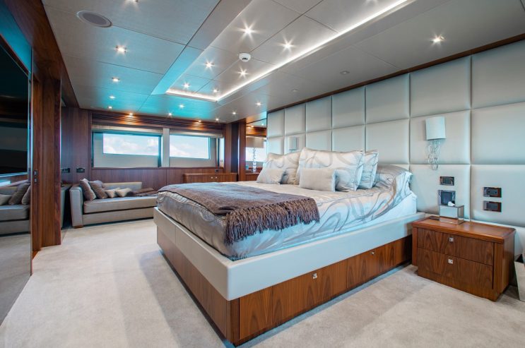 MARIN | 2014 131′ 5″ (40.06m) Luxury Motor Yacht from British shipyard SUNSEEKER