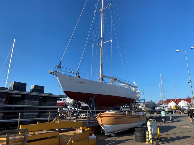 NASHACHATA II | 1995 67′ (20m) Steel Cruising Sail Yacht from British shipyard DEVONPORT YACHTS