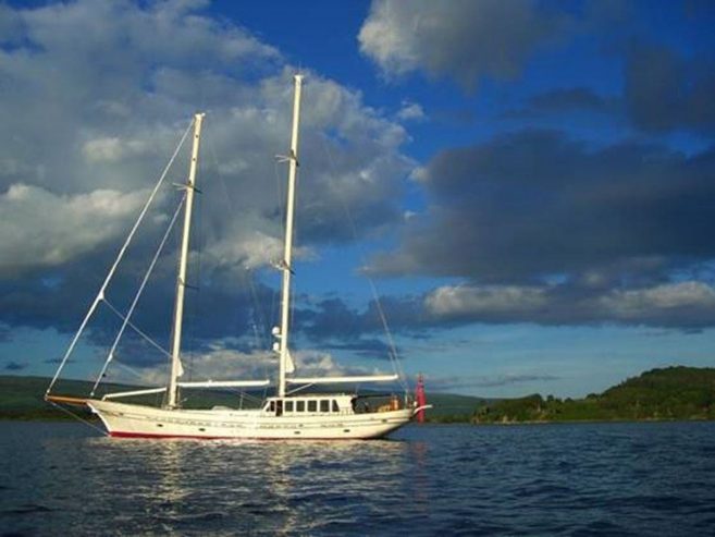 TIGERLILY OF CORNWALL | 1989 108′ 3″ (32.99m) Classic Steel Schooner Sail Yacht by Laurent Giles Naval Architects