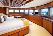 TSUMAT | 2012 164′ /(49.99m) Luxury Motor Yacht from American shipyard TRINITY YACHTS